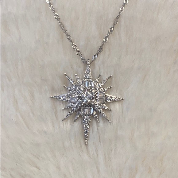 Zales Jewelry - Snow Flake Pendant